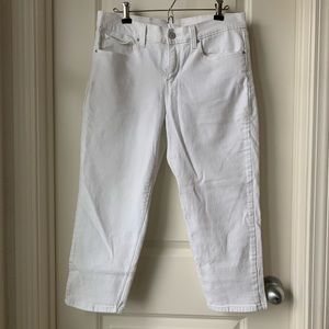 Levi White Jean Crop